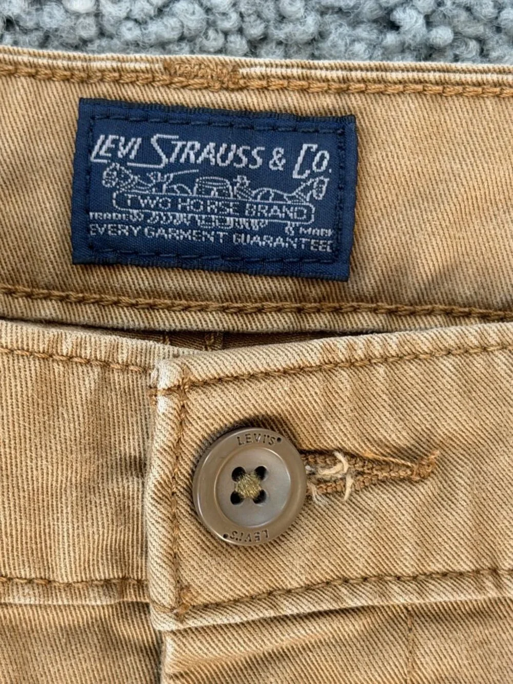 Levi’s 541 Athletic Fit Cargo Twill Pants Caraway Tan Khaki 38x32 PC9-24877